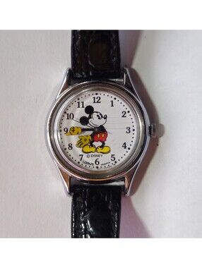 Vintage Lorus Disney Mickey Mouse Wristwatch with Black Leather Strap New Batt.